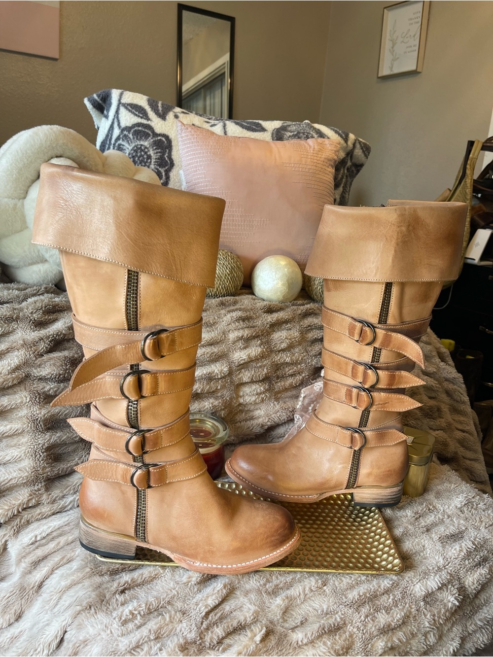 Freebird “Risky” NWOT Leather Knee High Boots in Wheat/Tan Colorway